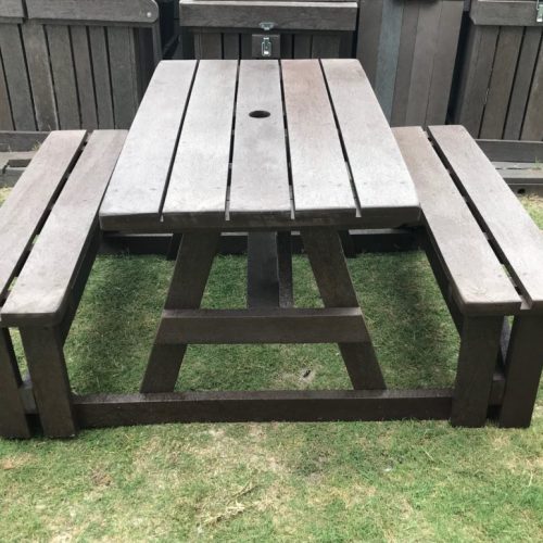 Picnic Table – Modern 1.2m (4 Seater)
