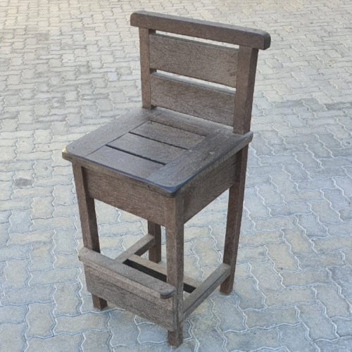 Barstool with backrest (Square seat and height 650)